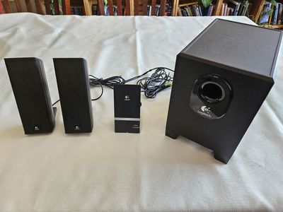 Logitech X-240 Computer Desktop Speakers