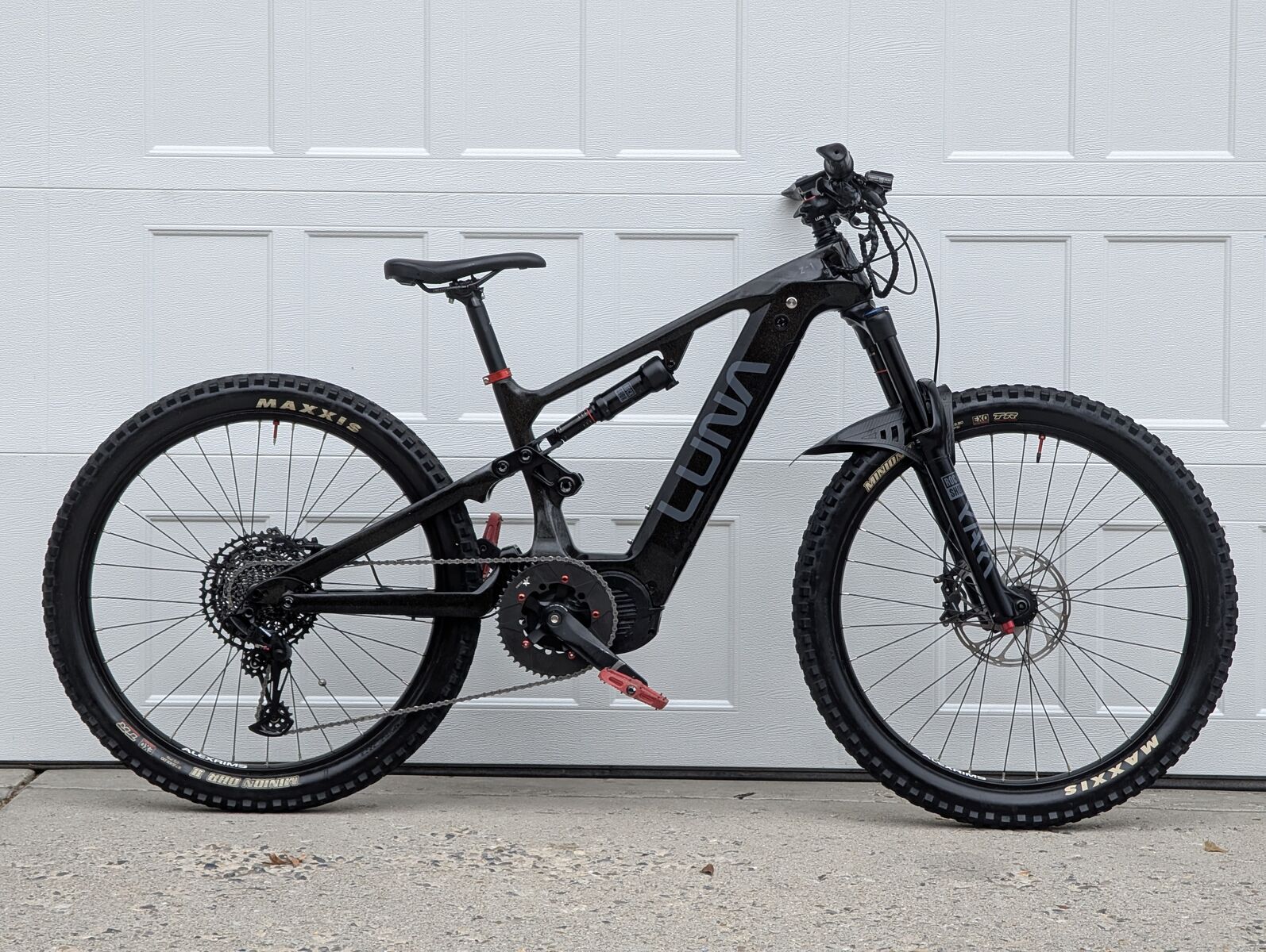 Luna Z1 Enduro E-bike (INSANE!)