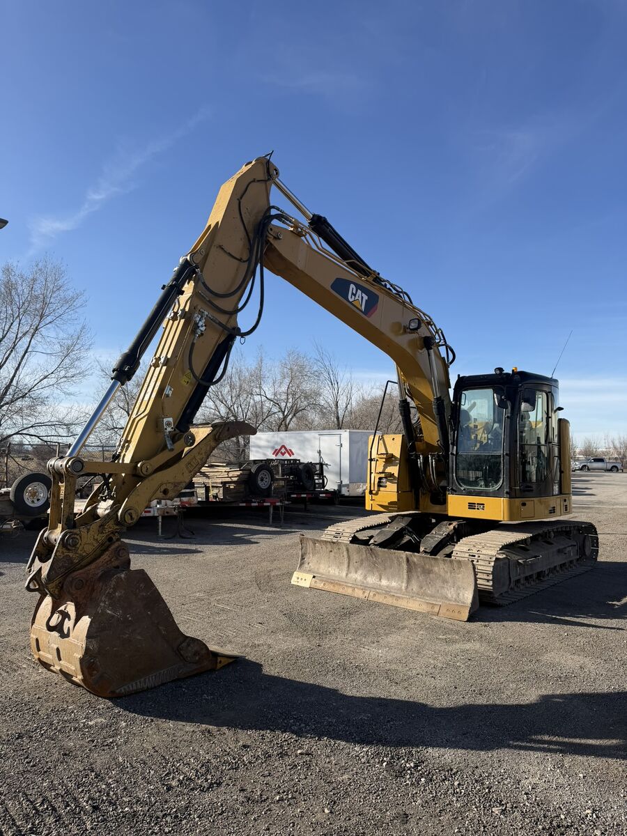 SWEET! VERY CLEAN 2018 CAT MODEL 315 FLCR-0- TAIL EXCAVATOR