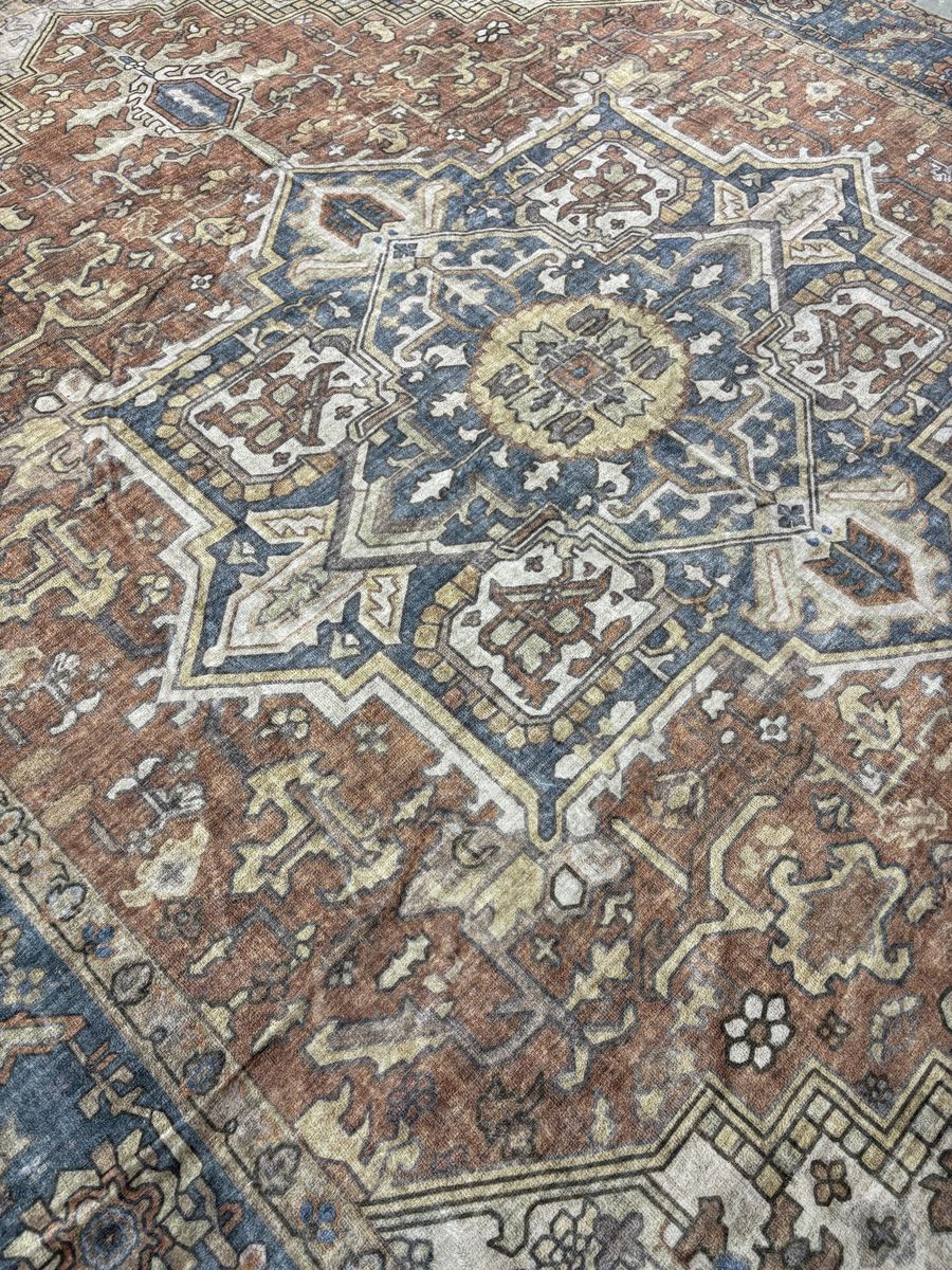 Main image 2