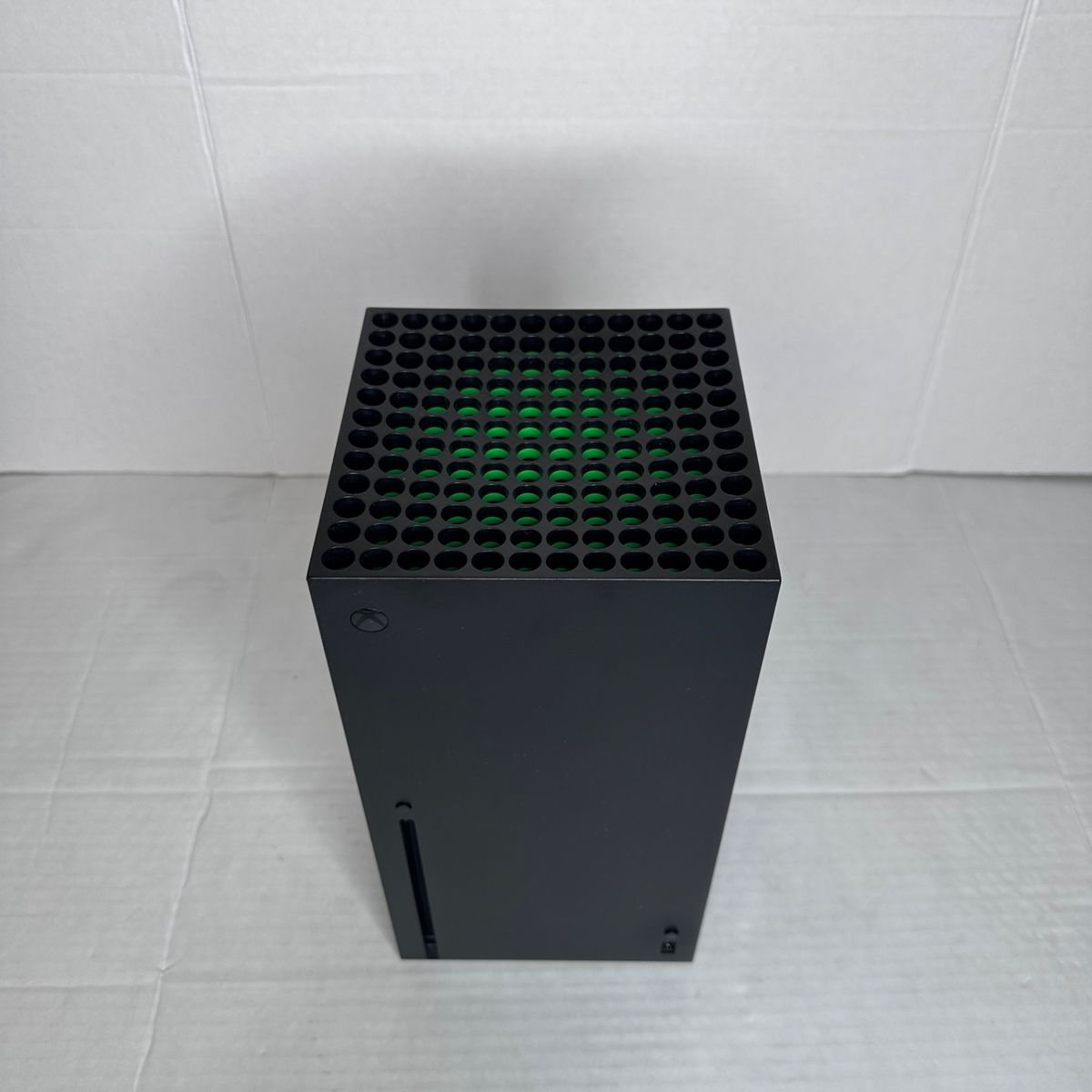 Main image 3