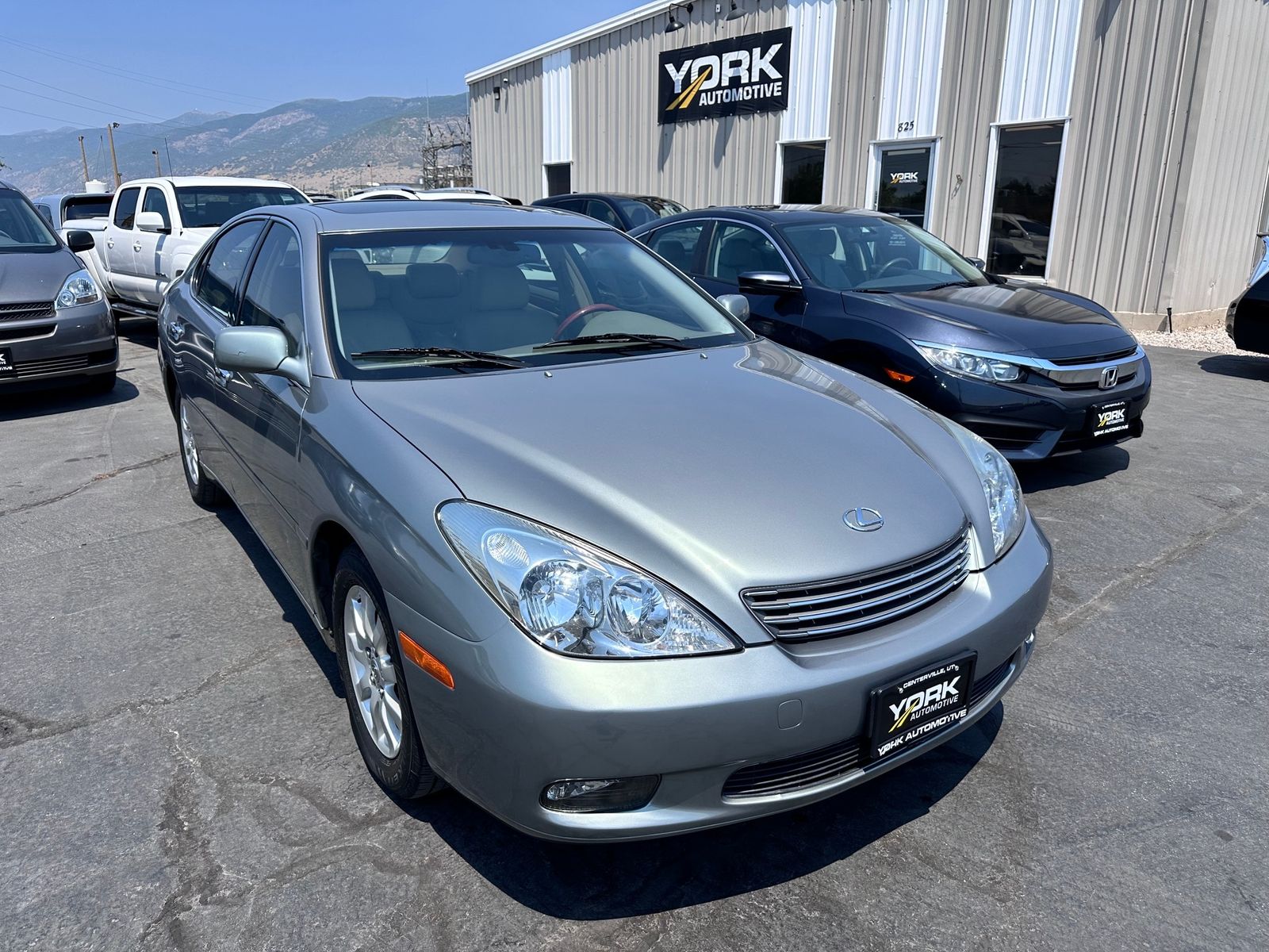2002 Lexus ES Base