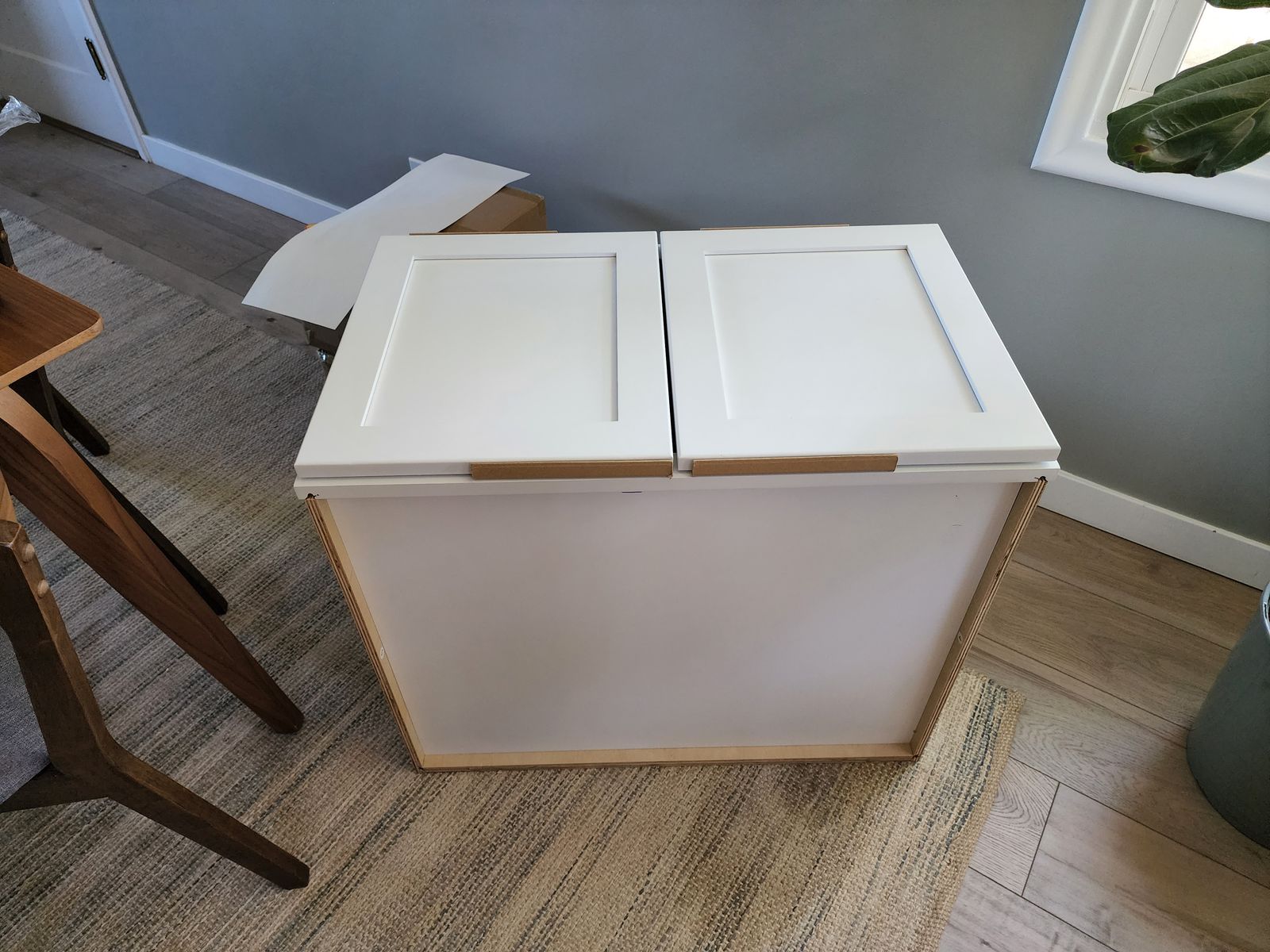 Kitchen wall cabinet
