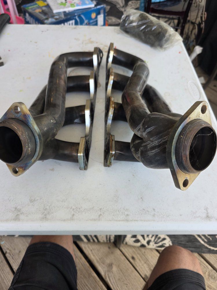5.0 l fox body Mustang headers.