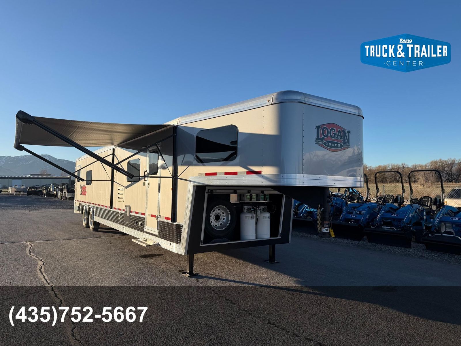 2026 Logan Coach Sport Hauler Living Quarters