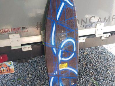 Lake surf board, can add training bindinfs