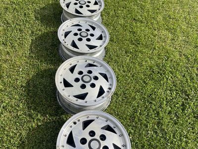 16” American racing wheels