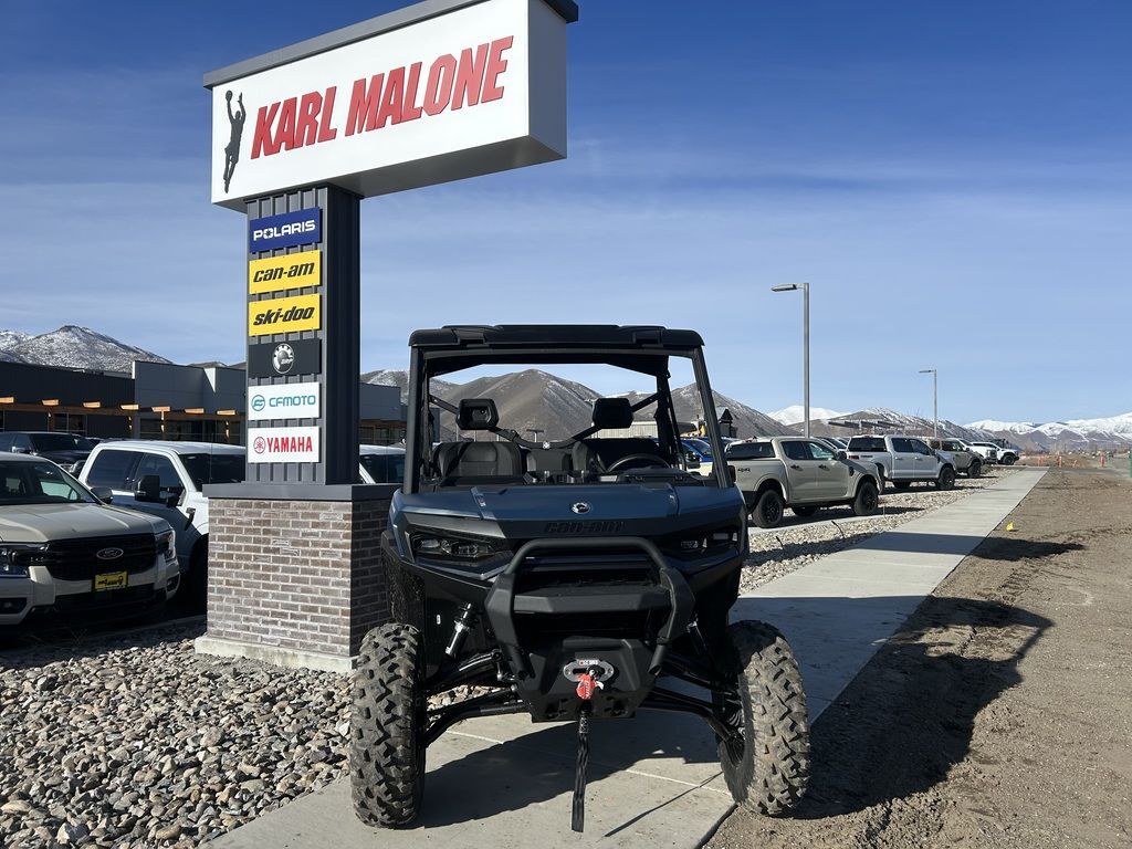 2026 Can-Am® Defender XT HD11