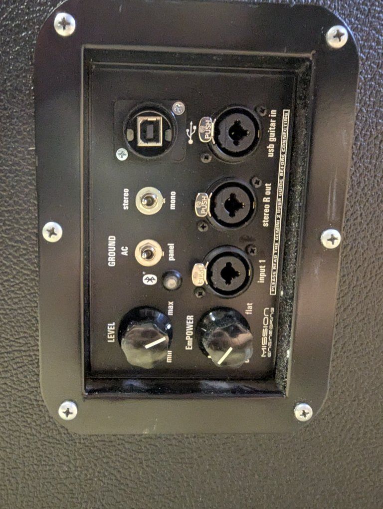Main image 4