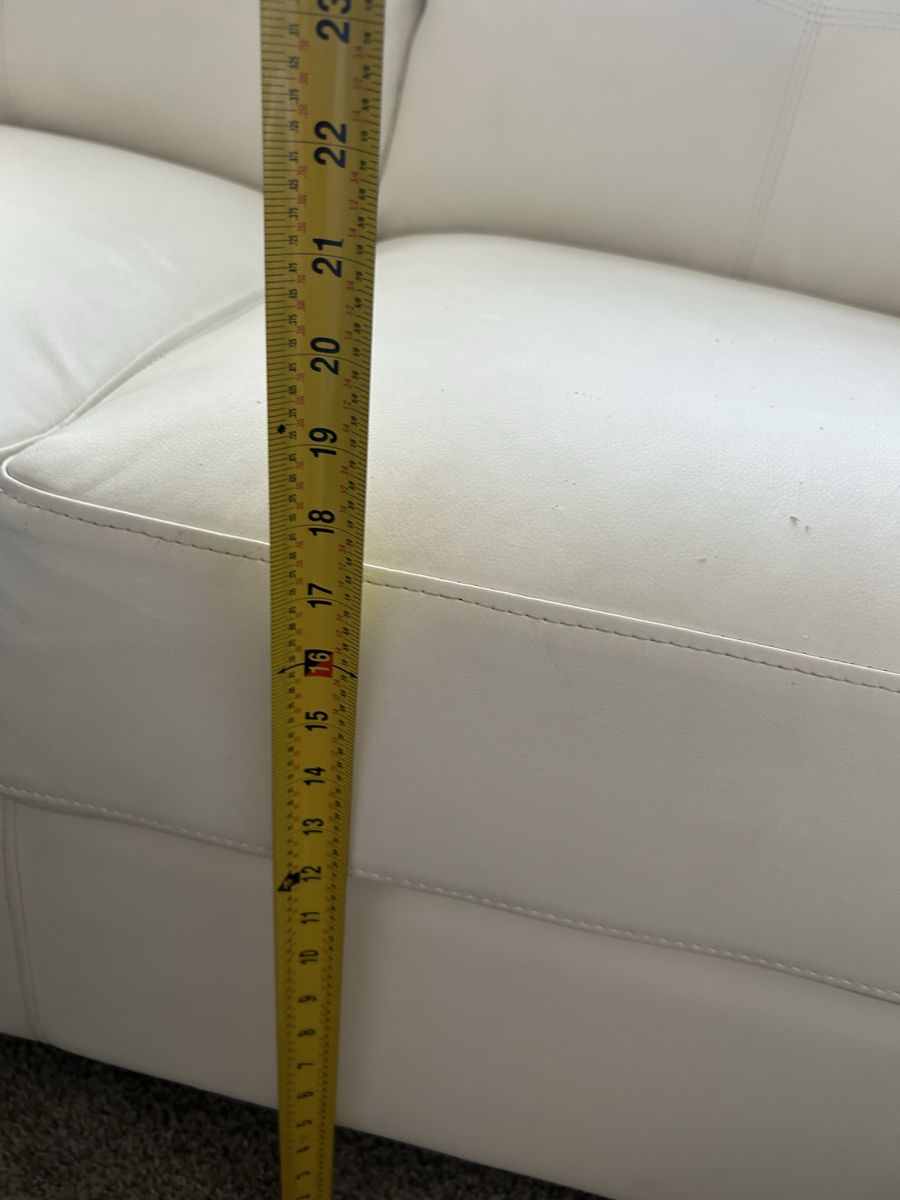 Main image 3