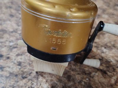 Vintage Revelation V 1555 Spincast Fishing Reel - Gold & Cream, Made in USA