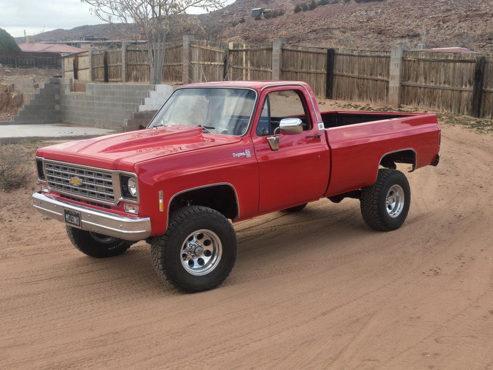 1975 Chevrolet C/K 10 Series K10 Silverado