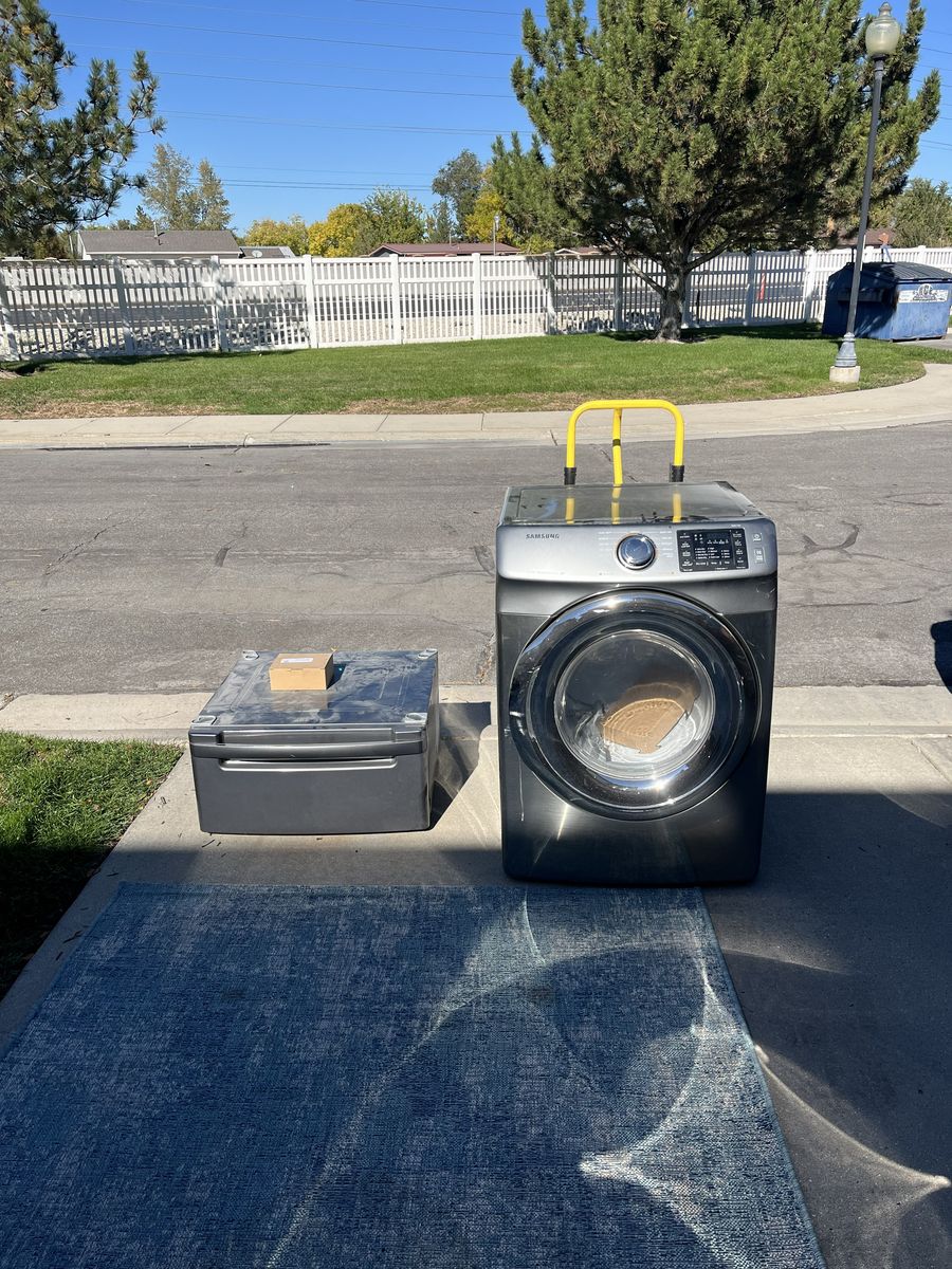 Used Defective Samsung Dryer