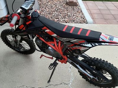 Motorcycle 140cc