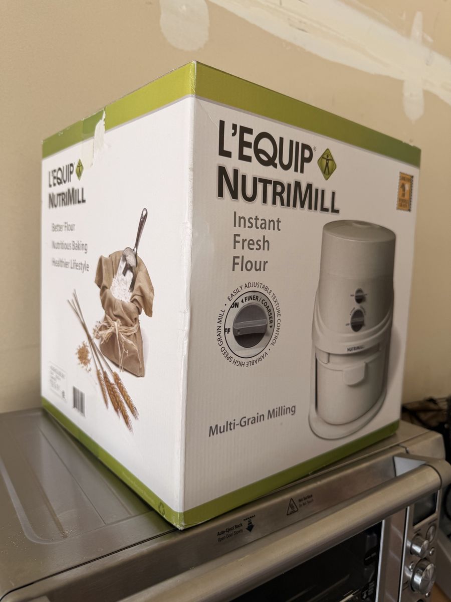 L'EQUIP Nutrimill Grain Mill - Instant Fresh Flour, Multi-Grain Milling, Variable Texture Control