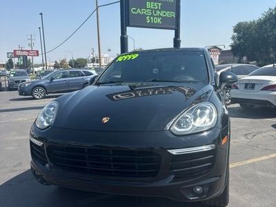2017 Porsche Cayenne Platinum Edition