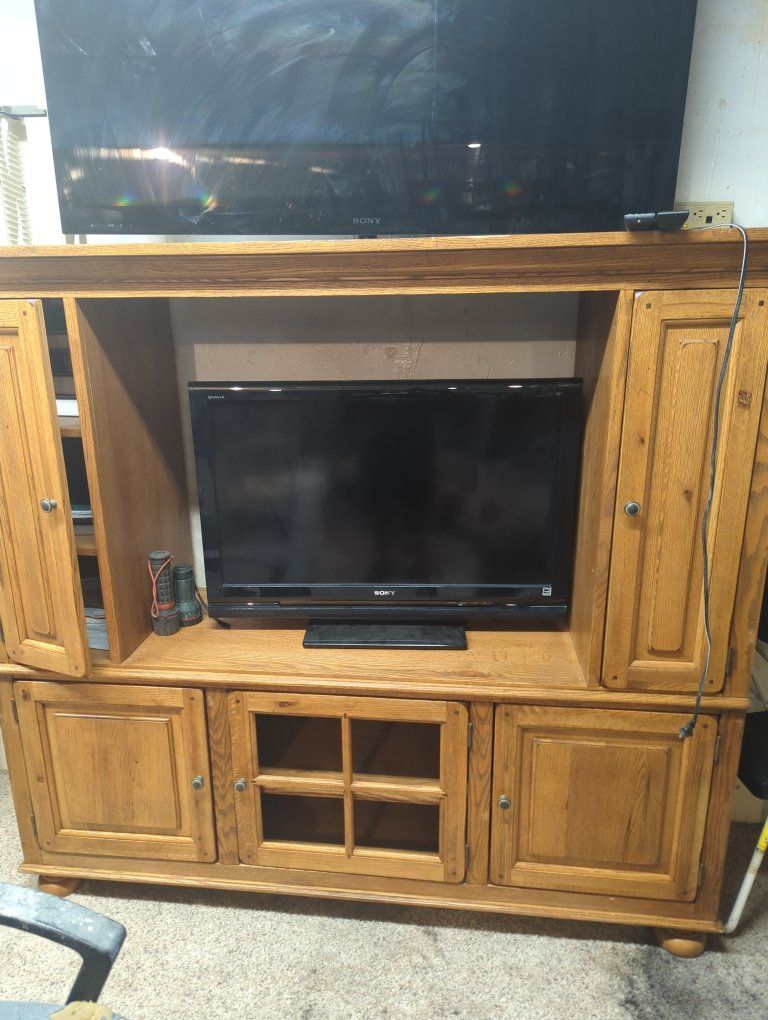 Wooden Cabinet with Storage - Versatile Furniture Piece