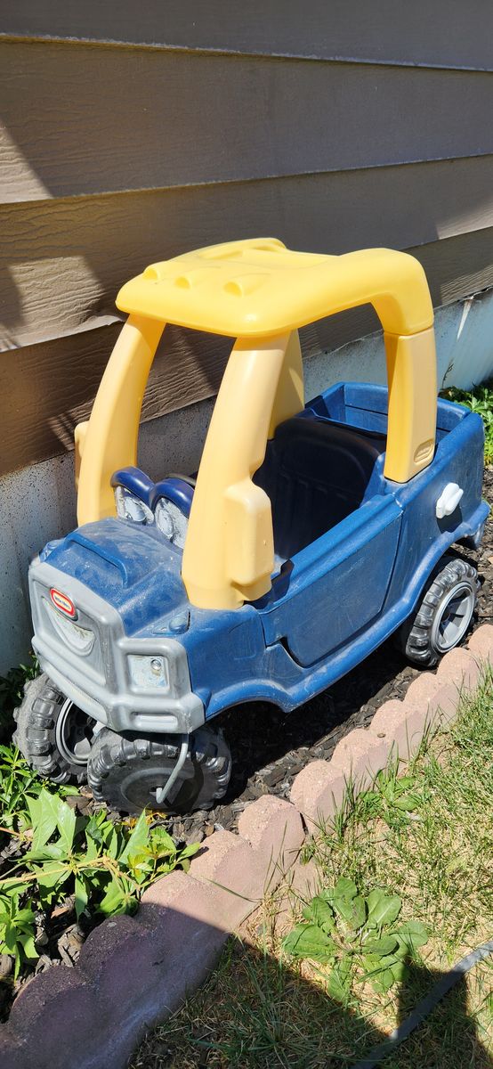 Little Tikes Cozy Truck