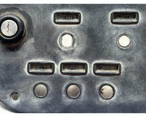 Main image 4