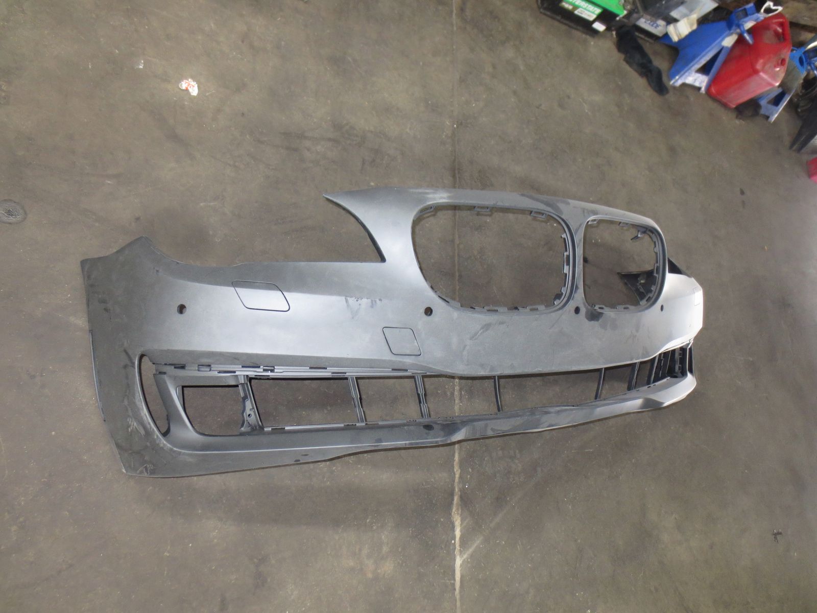 BMW 7 F01 F02 2009 - 2015  740i 750i Front Bumper Cover with headlight washer holes and parking sensors