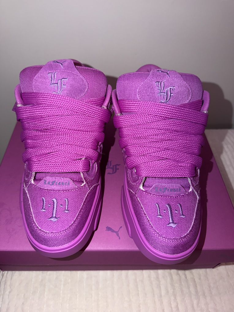 LaFrance Butterfly Sneakers Size 9M Brand New