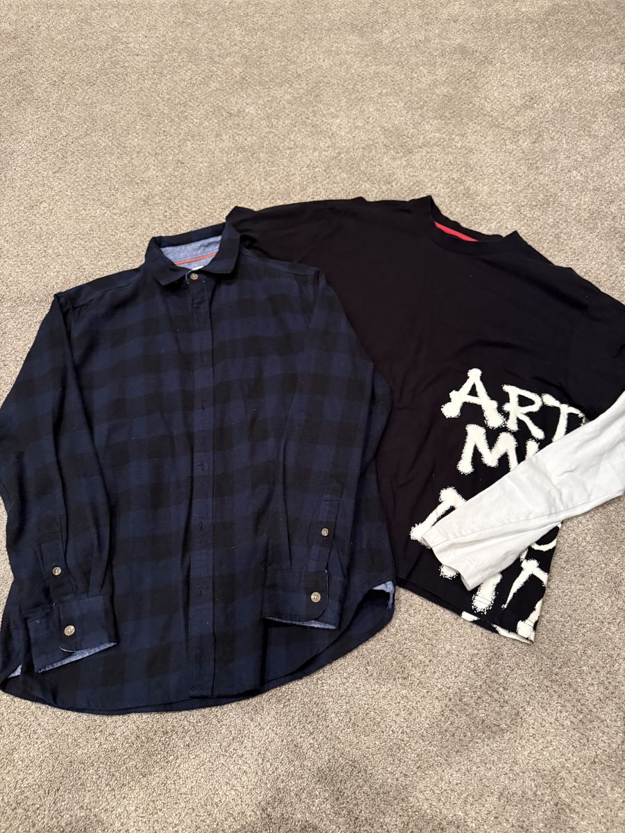 Long Sleeved Shirts Size Medium