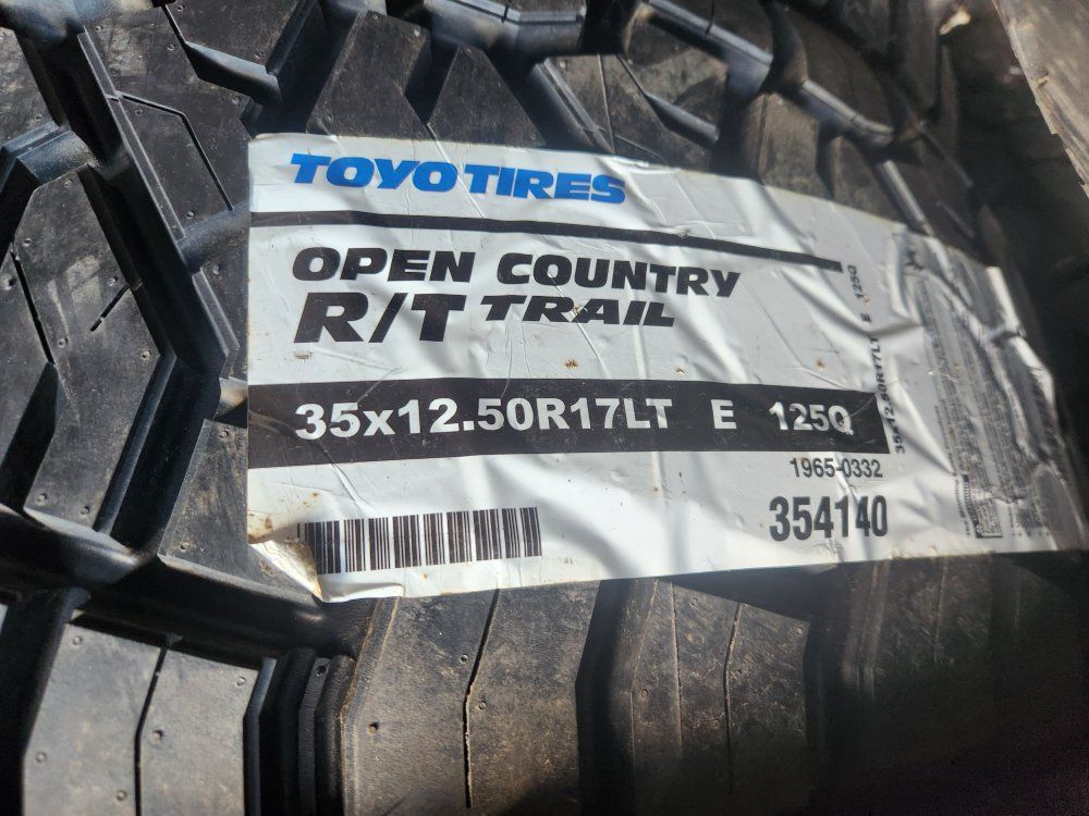 35x12.50r17 toyo open country rt trail