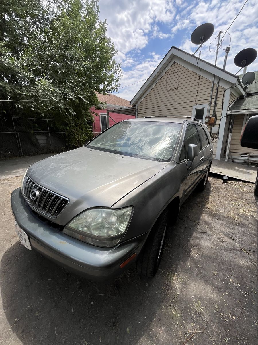 2001 Lexus RX300