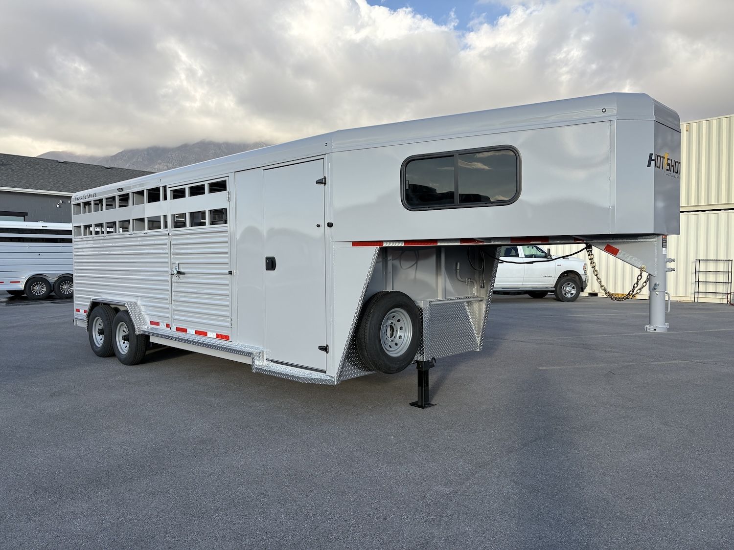 2026 Trails West Hotshot 21' GN