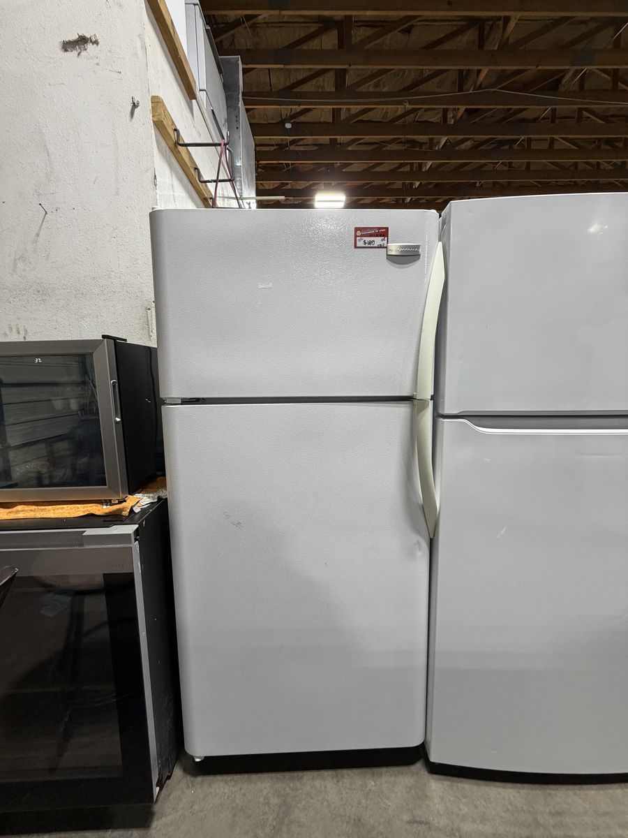 LOWEST PRICES HERE! FRIGIDAIRE FRIDGE JUST $125!