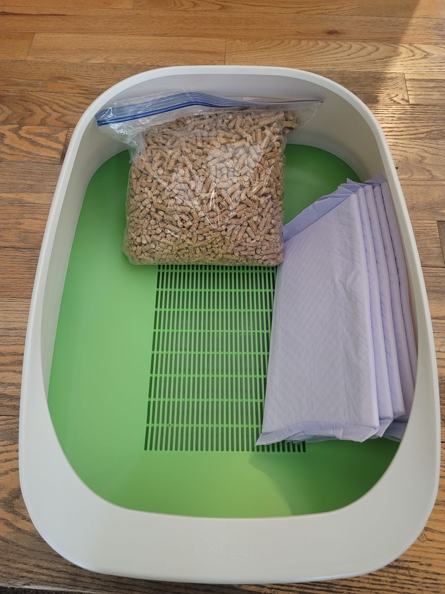 Purina Tidy Cats Breeze litter box