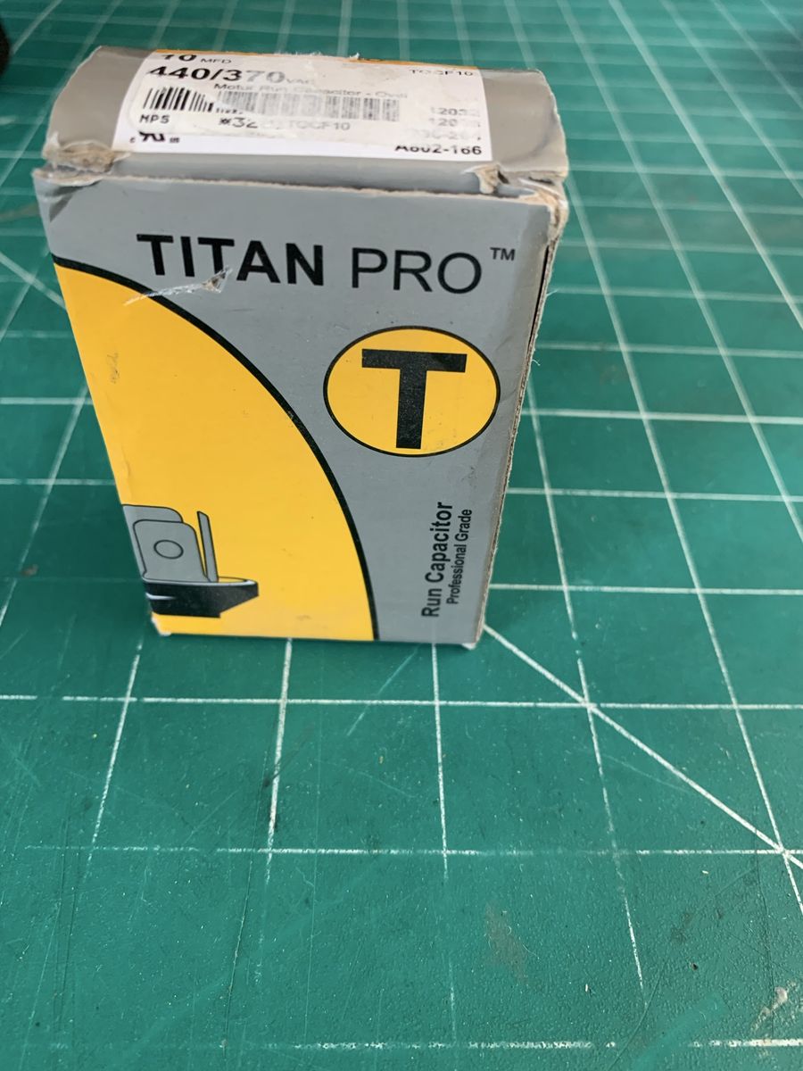 Titan Pro TOCF10 Motor Run Capacitor, 10 MFD, 440/370VAC, Professional Grade