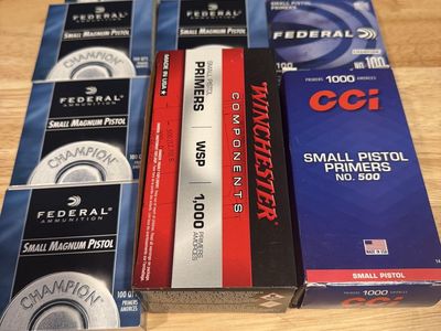 Small pistol primers