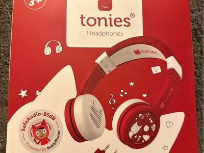 Tonie’s headphones