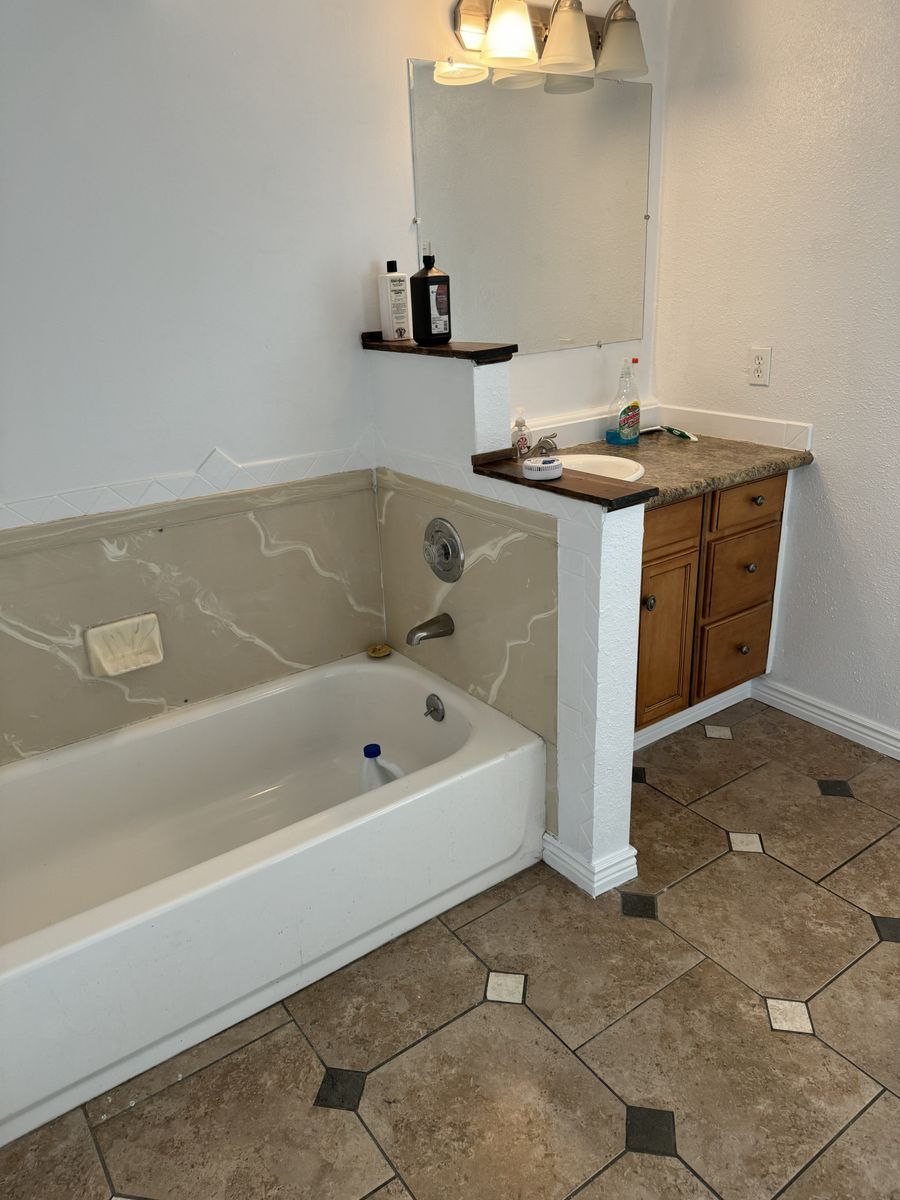 Main image 10