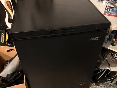 Arctic King Chest Freezer