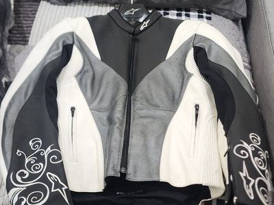 Women's Leather Motorcycle Jacket - Small