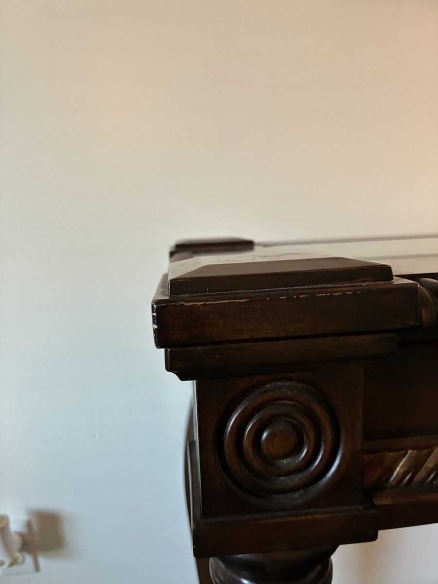 Main image 7