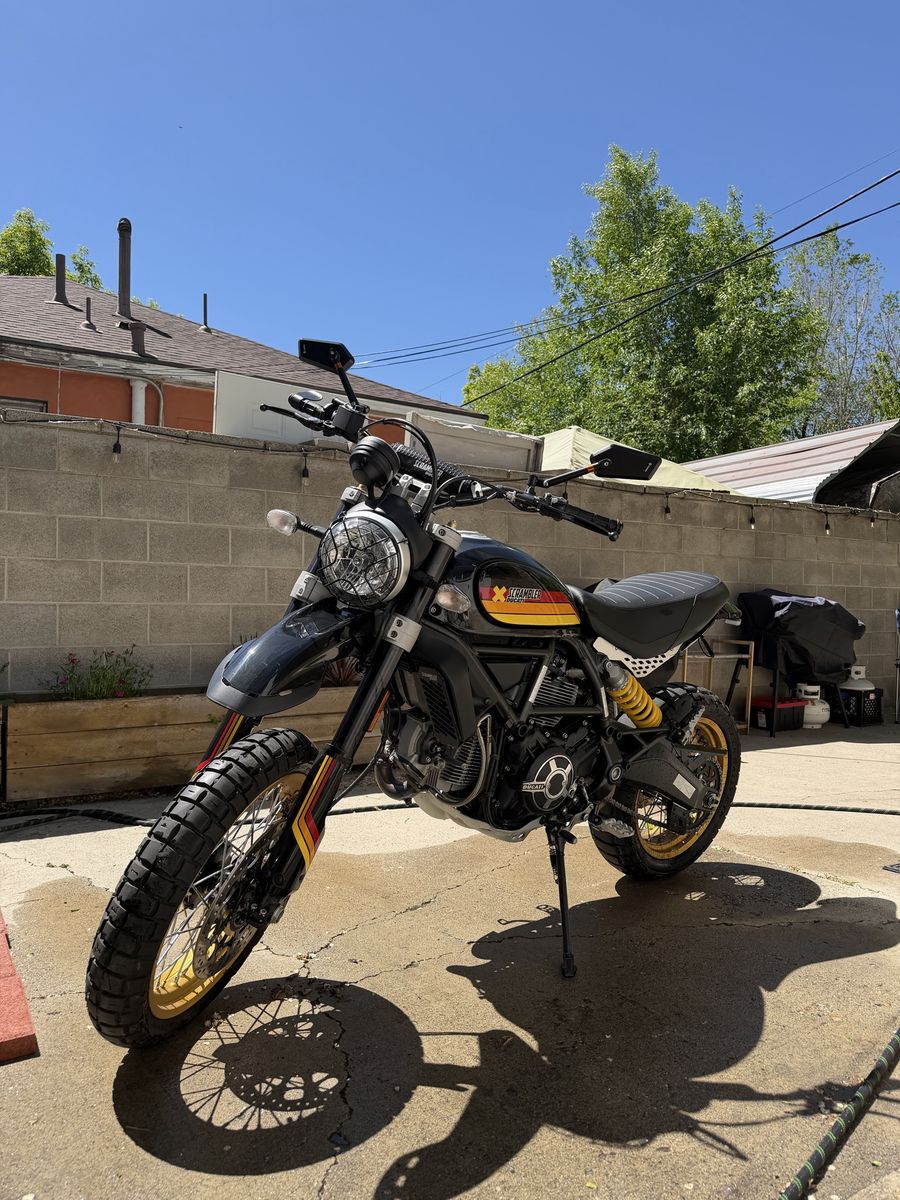 2018 Ducati desert sled