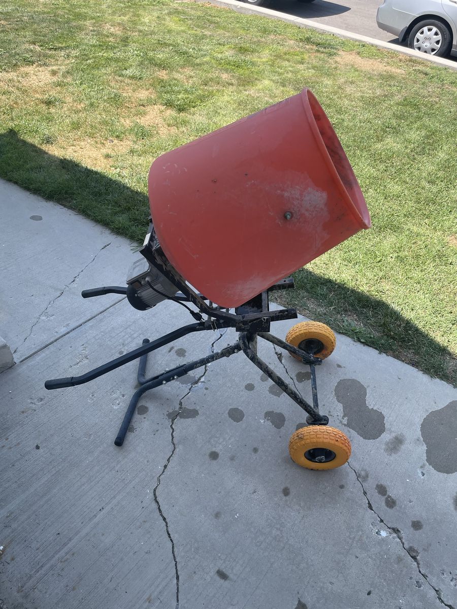 Kushan KPRO350 Cement Mixer - Portable Concrete Mixer, Works Great