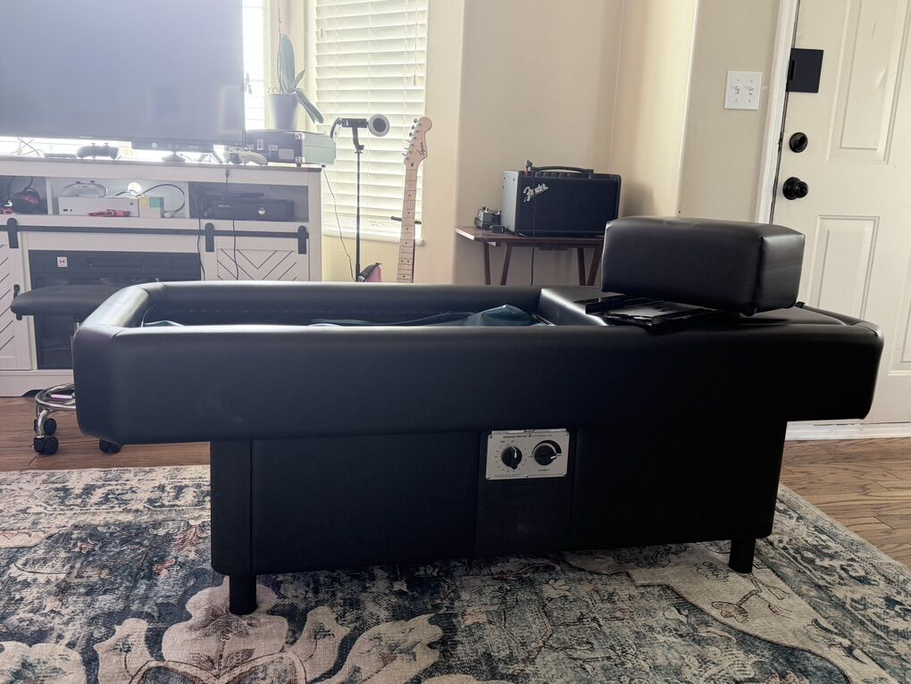 Hydromassage Table