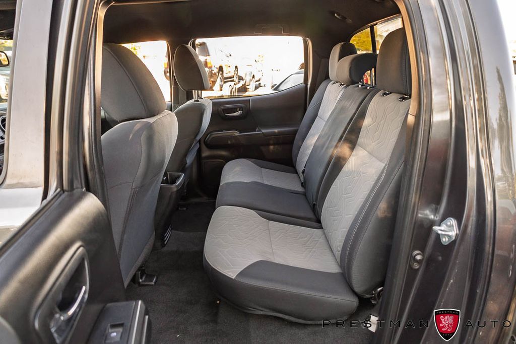 Main image 33
