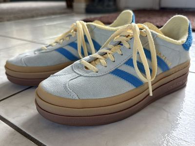 Adidas Gazelle Bold Platform Shoes - Blue & Yellow Suede- size 7 but fits like a 7.5