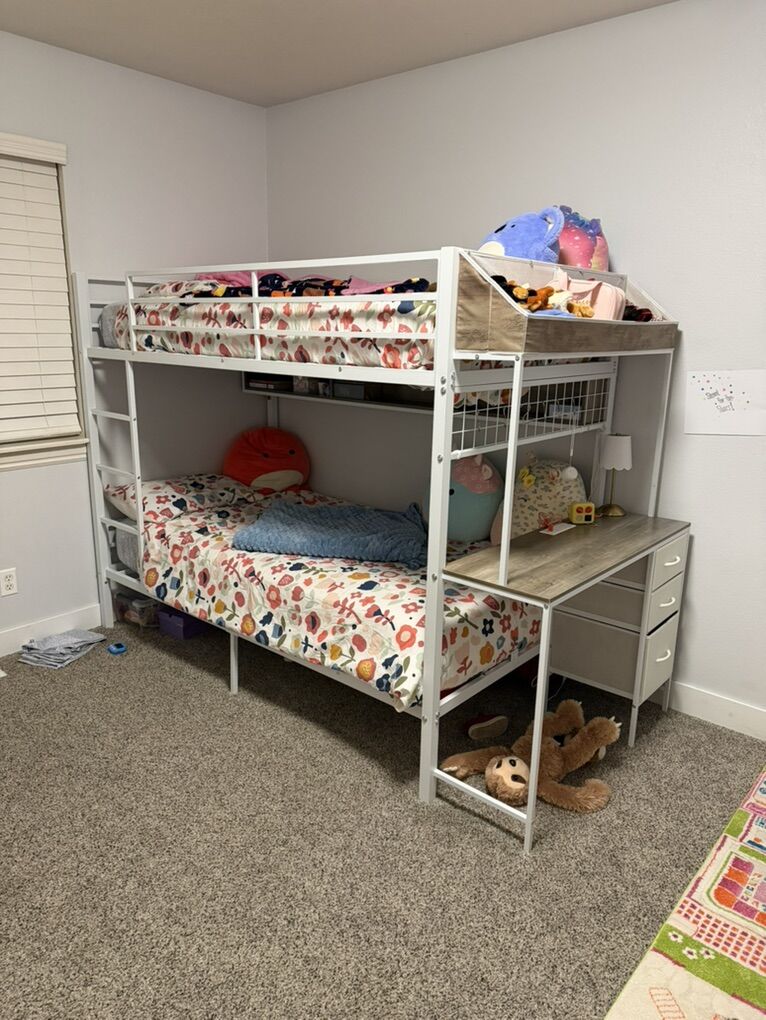 New Still In Box Twin Bunk Bed