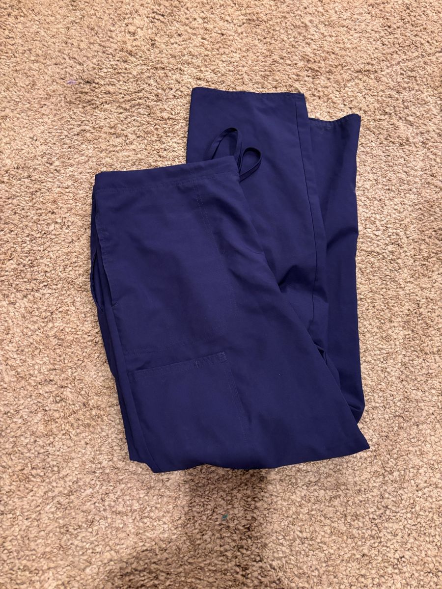 Women’s scrub bottoms XL READ DESCRIPTION