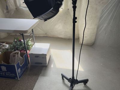 SL60W Godox LED Video Light w/Umbrella and Parabolic Reflector