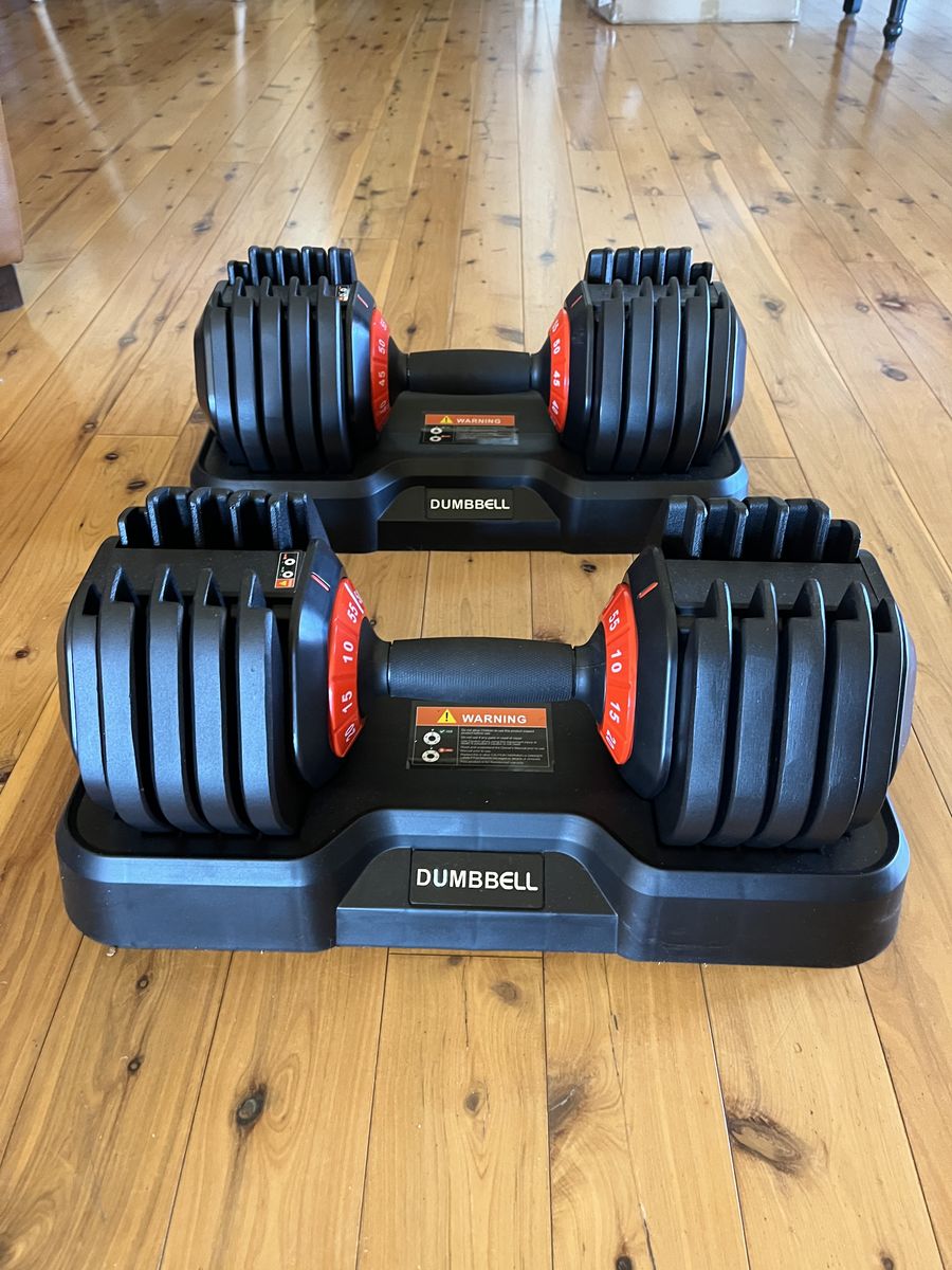 Adjustable Dumbbell Set