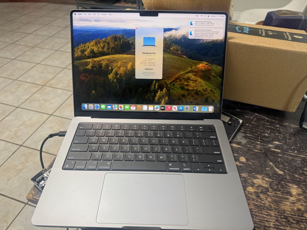 AWESOME DEAL ON MINT 14in M1 macbook pro 16GB 512GB W/WARRANTY