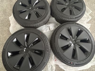 Tesla Model 3 18" Aero Wheels with Michelin Primacy All-Season Tires - Set of 4