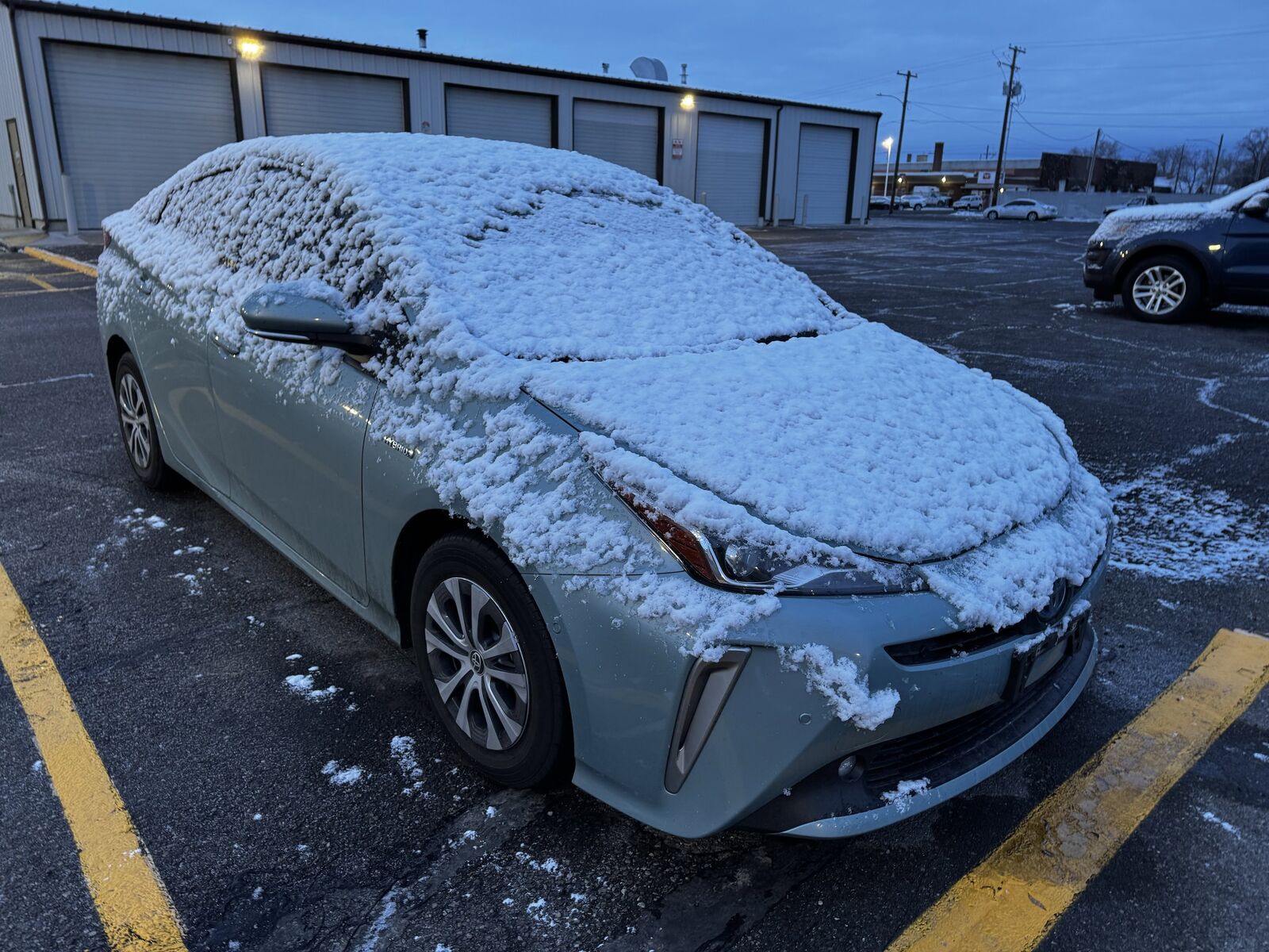 2022 Toyota Prius LE AWD-e